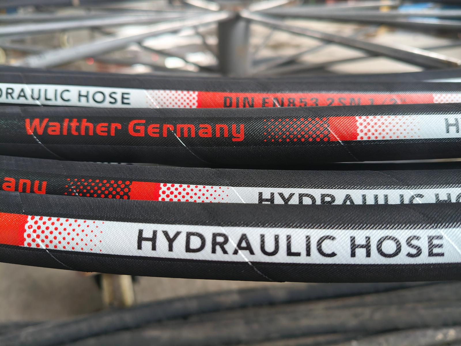 3/8" R2 HYDRAULIC HOSE WALTHER GERMANY